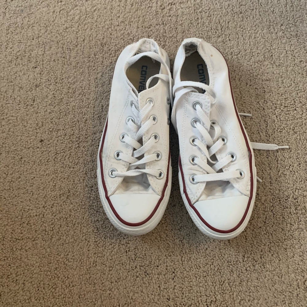 White low top converse